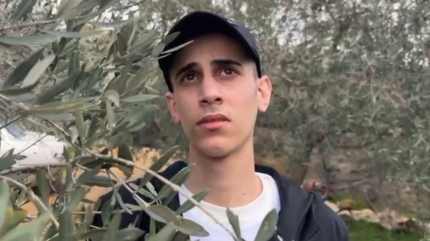 Muhammed Shalamesh says he was denied treatment in prison for pain linked to gunshot injuries (MEE)